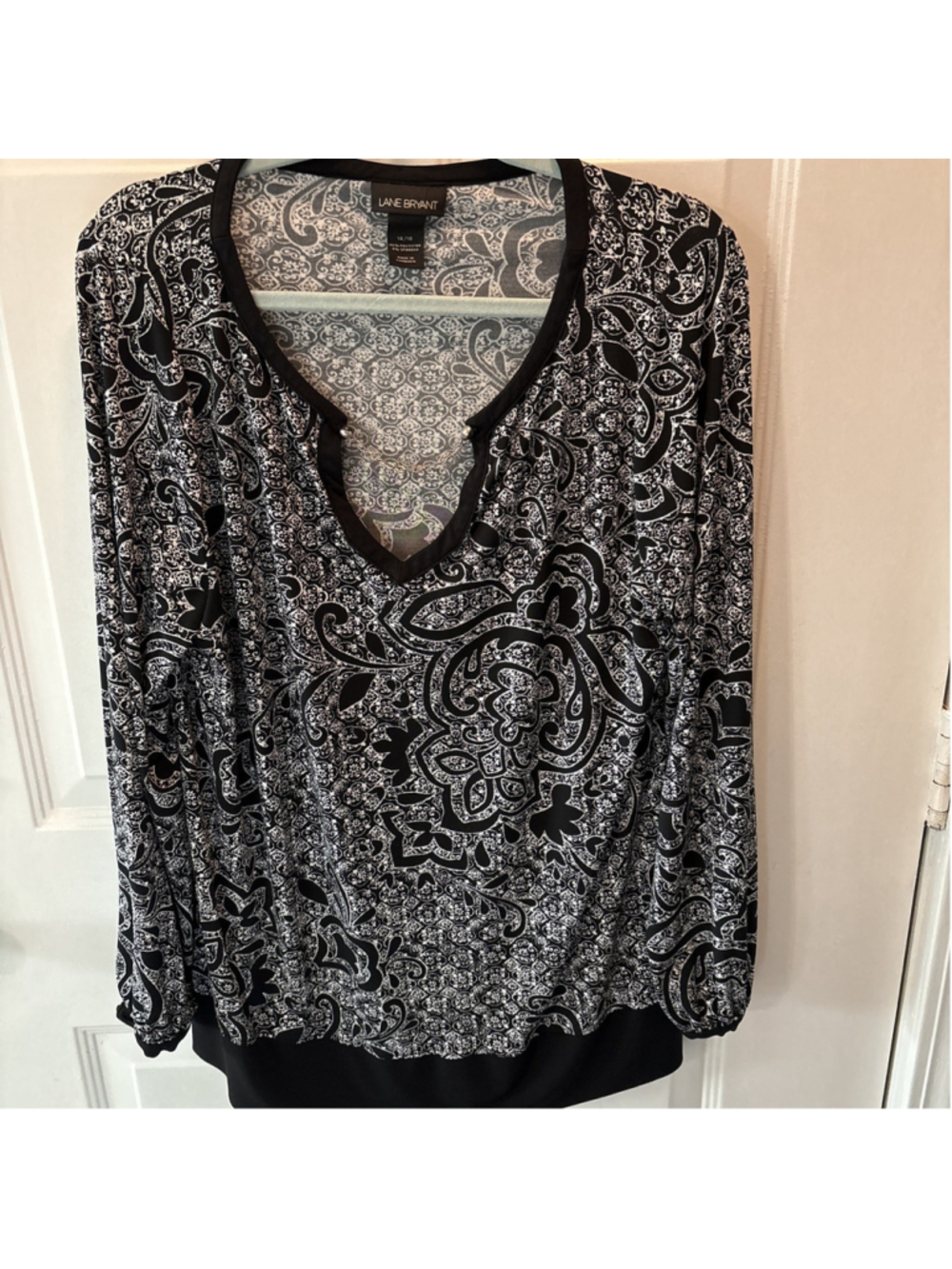 Lane Bryant Size 14 To 16 Long Sleeve Blouse